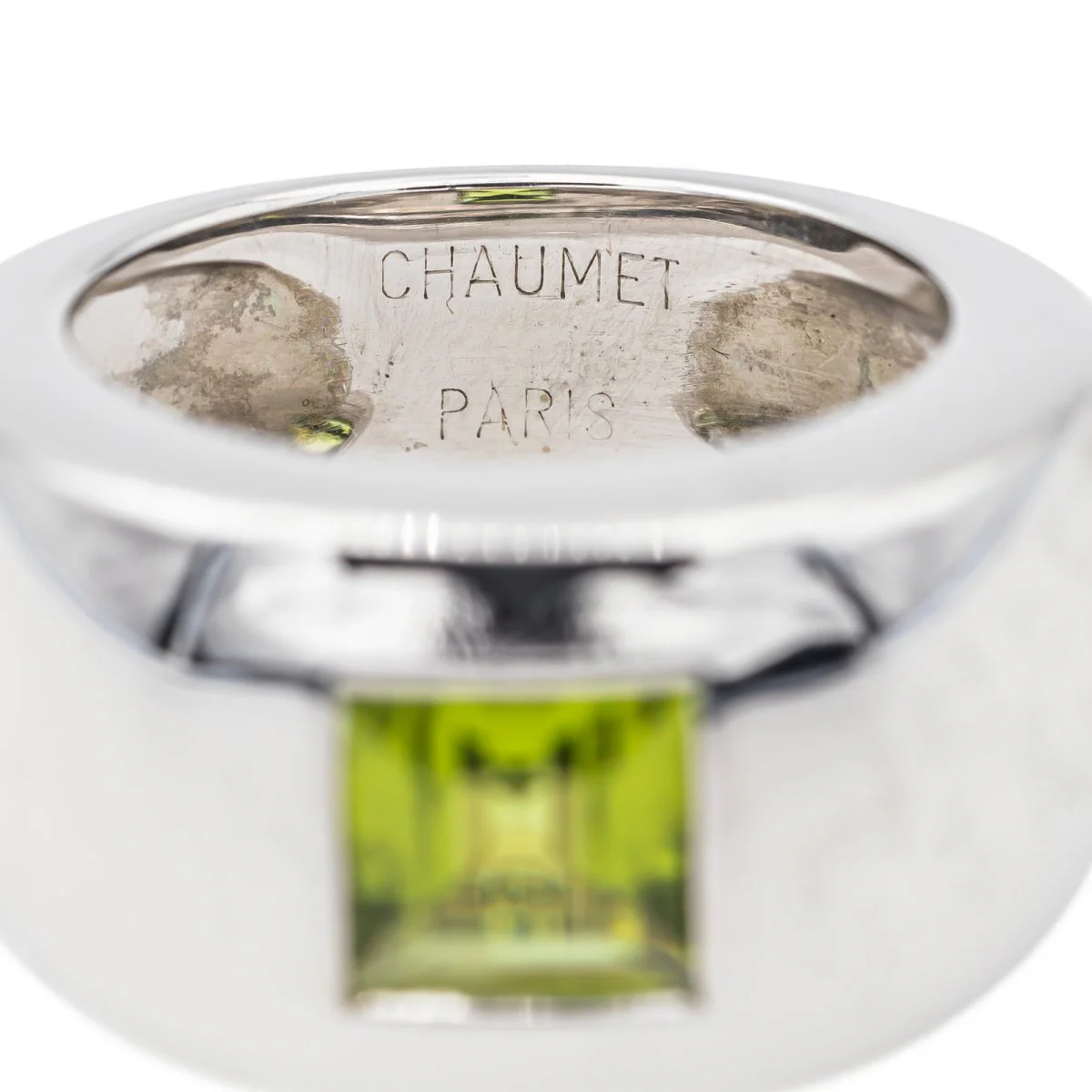 Chaumet Ring Bella Peridot white gold wedding band - Image 6
