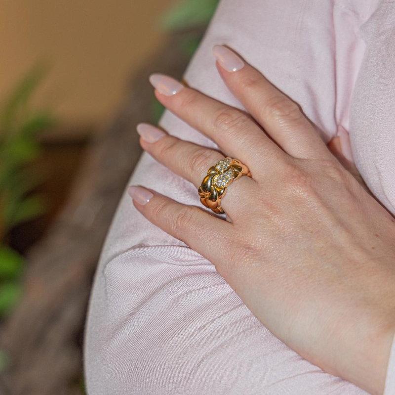 CHOPARD “Casmir” ring in yellow gold and diamond - Image 2