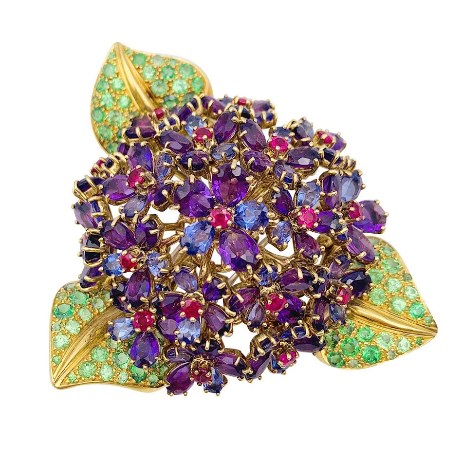 René Boivin clip, "Bouquet de Violettes", Yellow gold, colored gems.