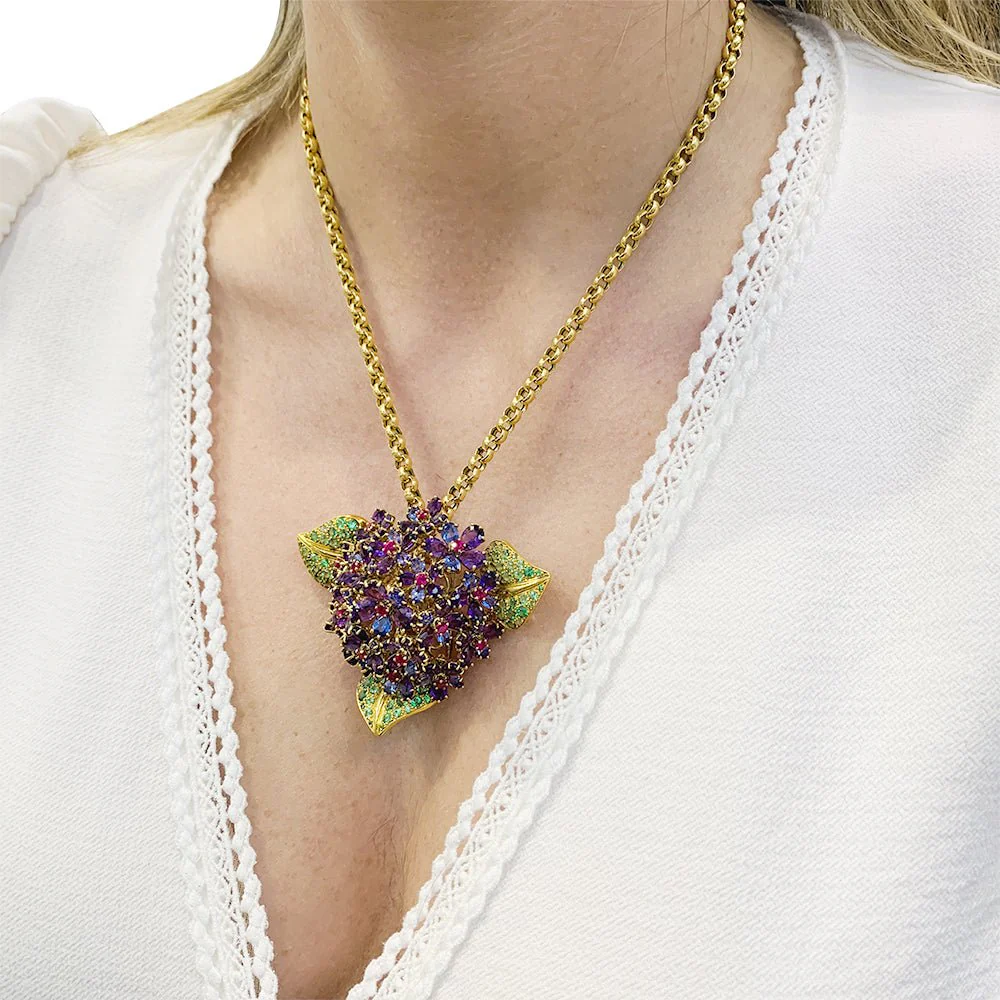 René Boivin clip, "Bouquet de Violettes", Yellow gold, colored gems. - Image 7