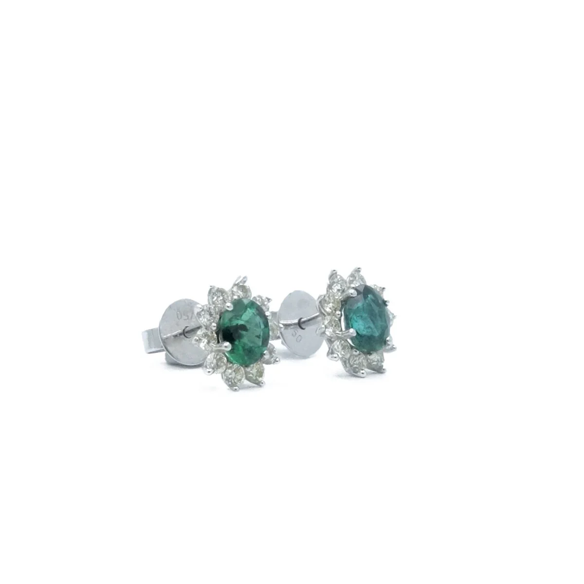 Earrings at white gold, emerald and diamonds - Image 4