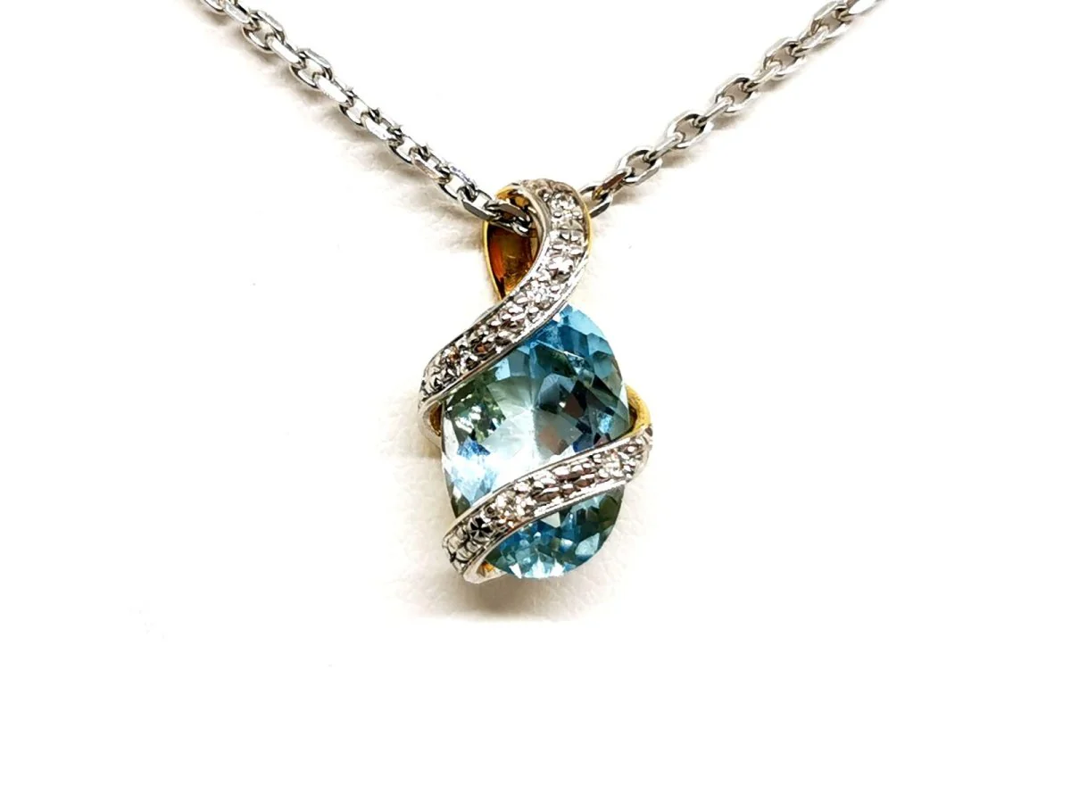 Necklace Chain + pendant White gold Topaz