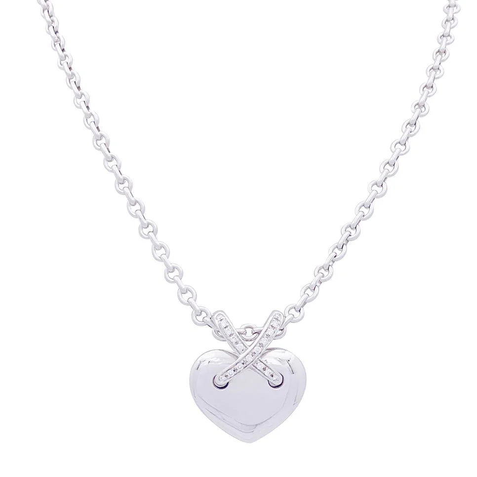 CHAUMET necklace, “Coeur Liens”, white gold and diamonds