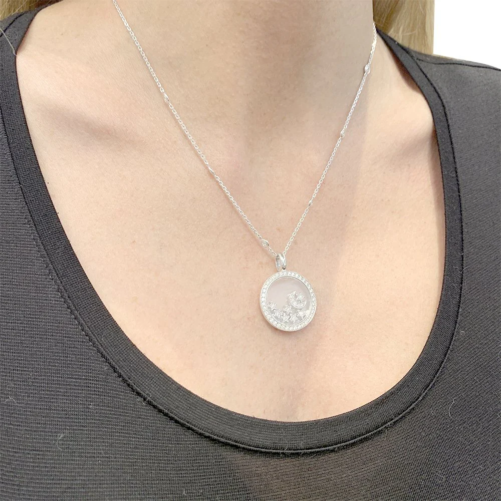 Necklace CHOPARD "Happy Diamonds" in white gold and diamonds - Image 6