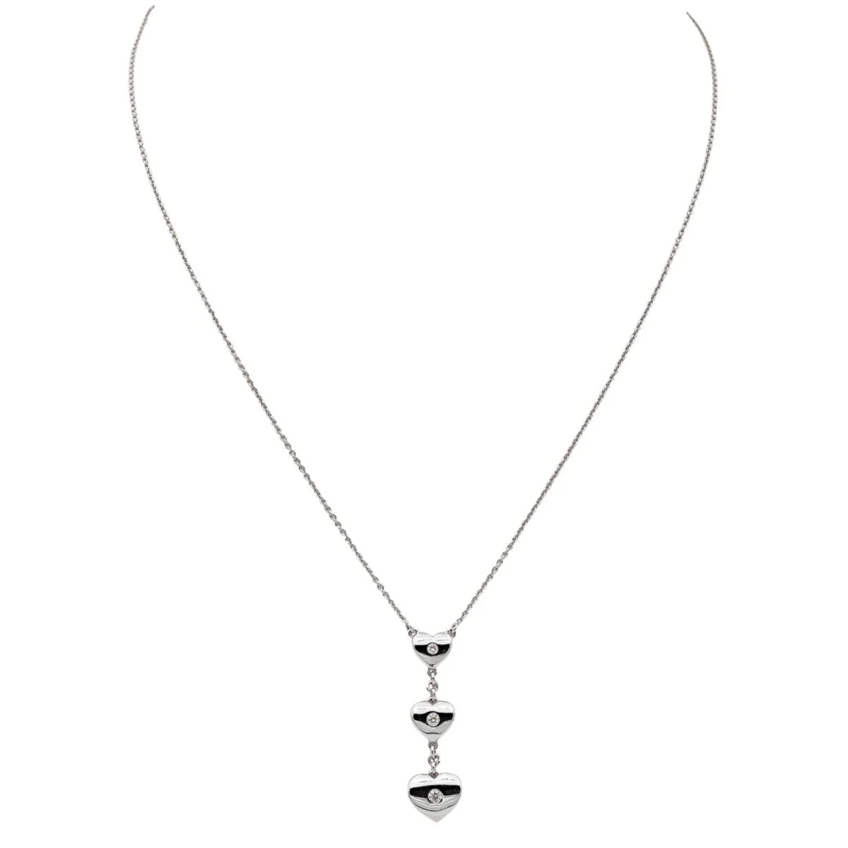 Necklace at white gold and diamonds