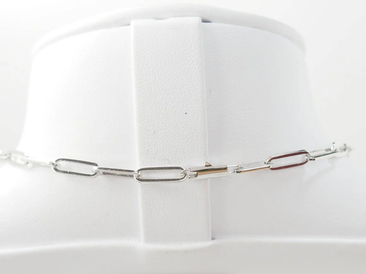 Dinh Van Menottes R12 Necklace in White Gold and Diamonds - Image 6