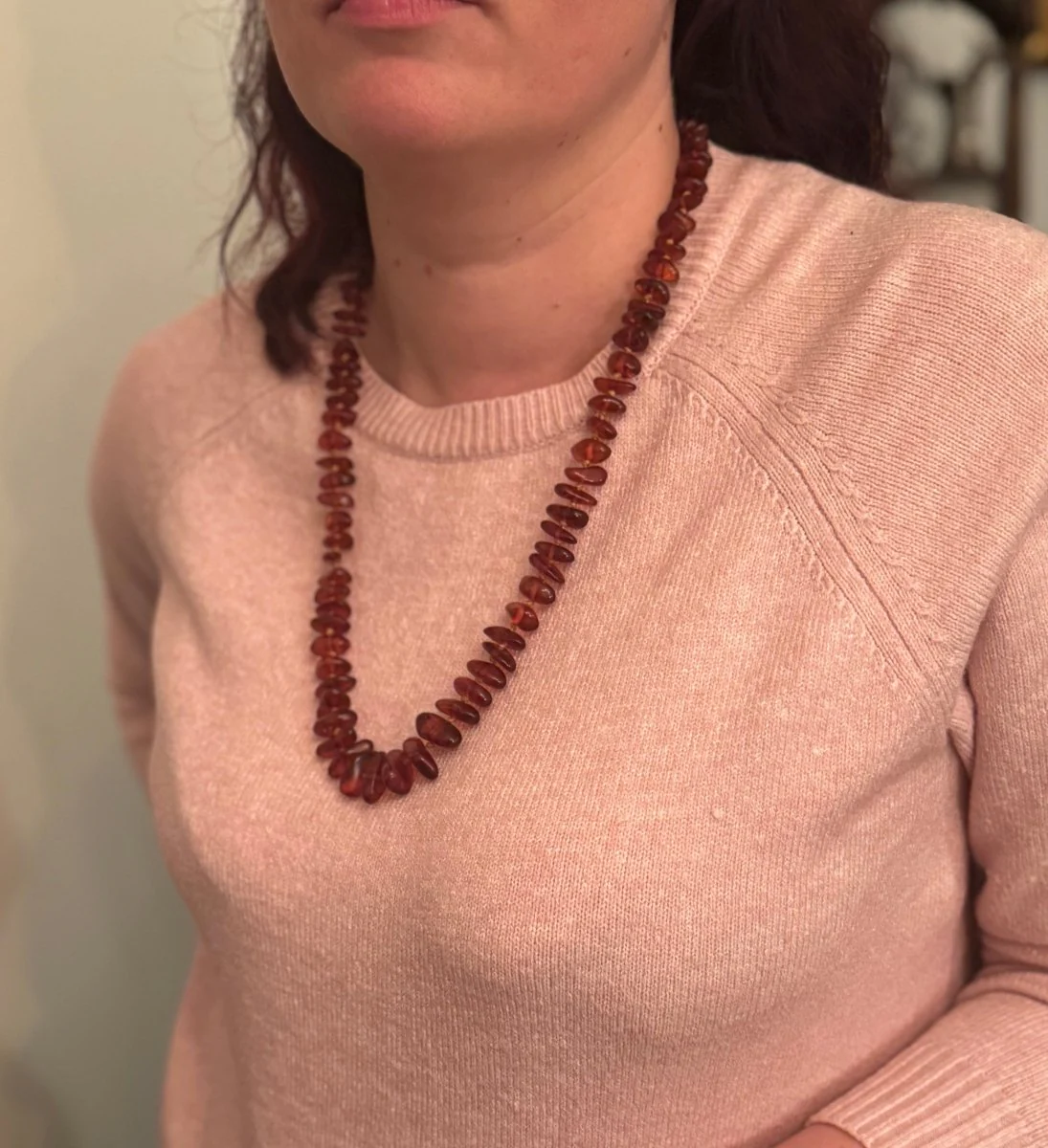Amberflag Pearl Necklace - Image 15