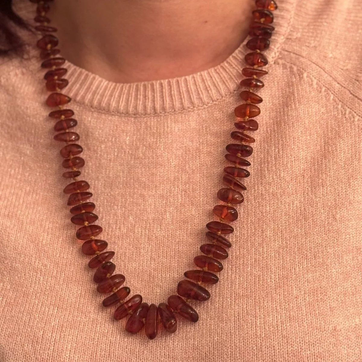 Amberflag Pearl Necklace - Image 18