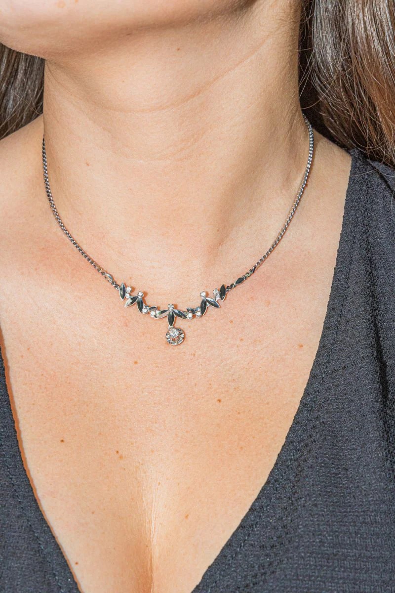 White Gold Diamond Leaf Necklace - Image 8