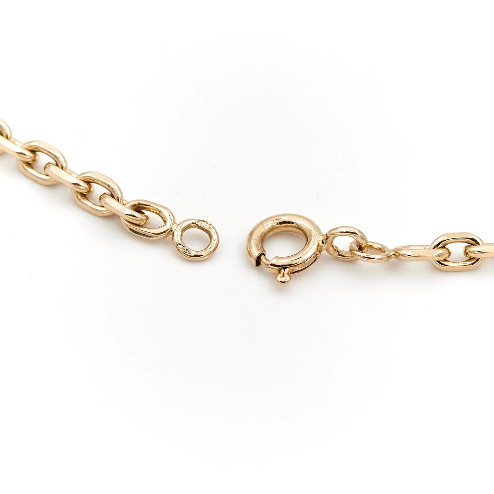 Cable link chain necklace in yellow gold - Image 5