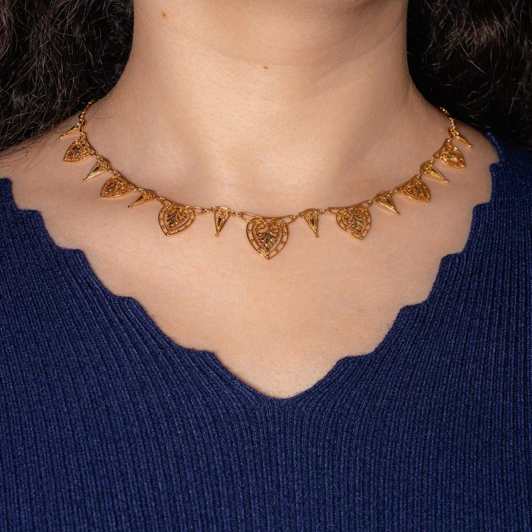 Necklace Drapery in yellow gold - Image 2