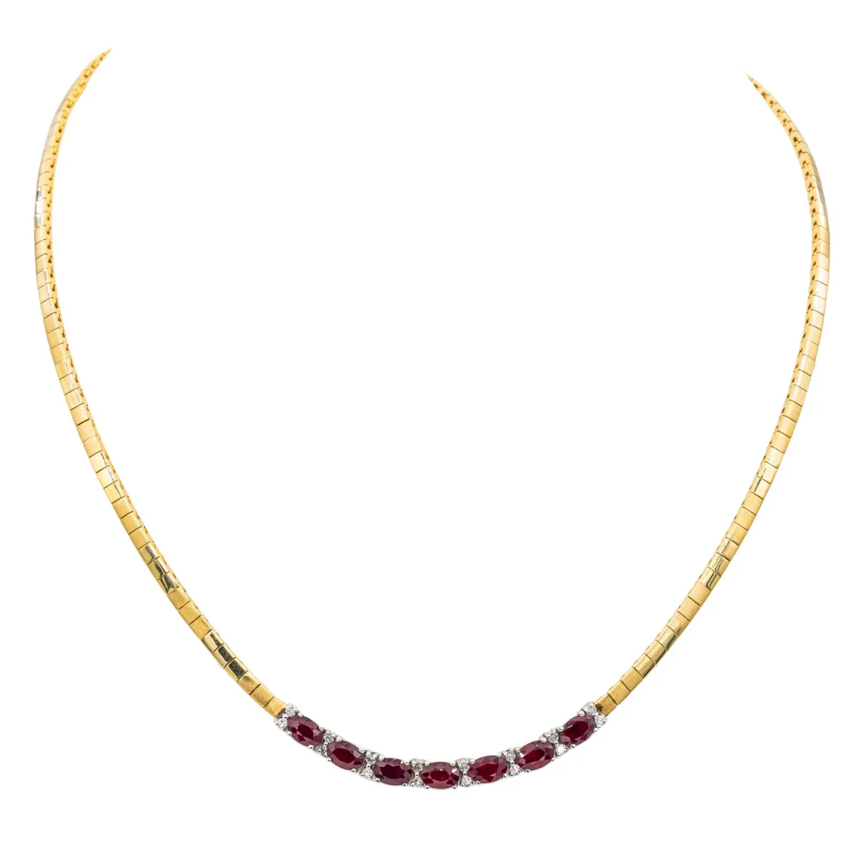 Maille necklace in two gold, rubies, and diamonds