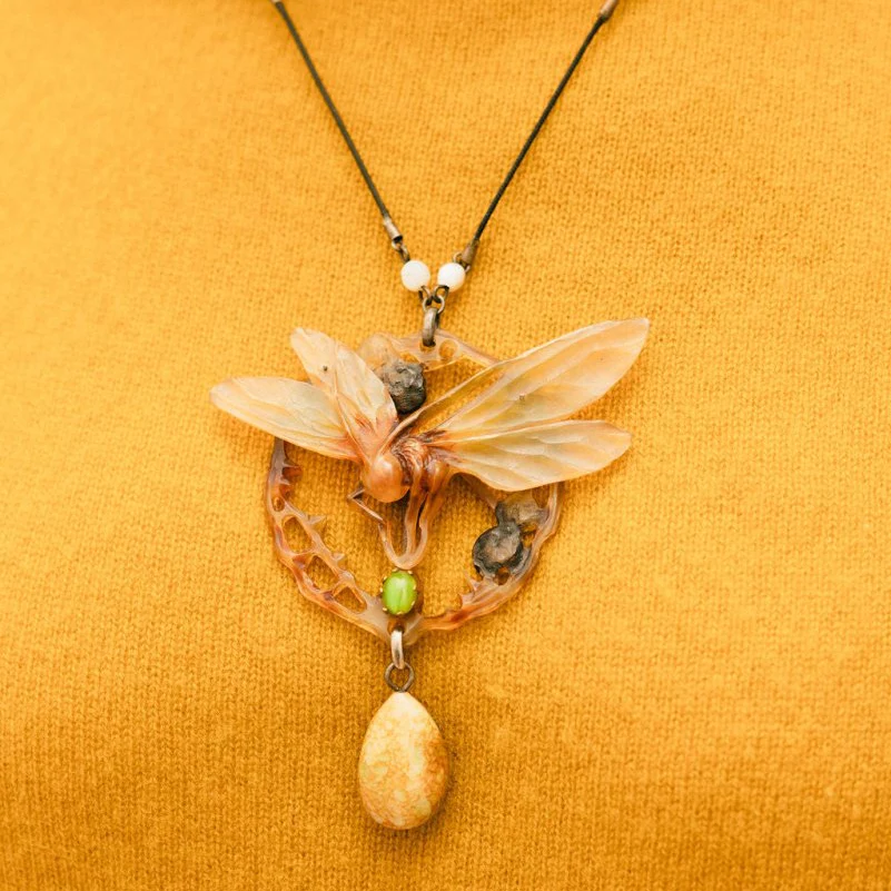 Necklace Art Nouveau GEORGE PIERRE pendant in carved horn and pâte de verre - Image 2