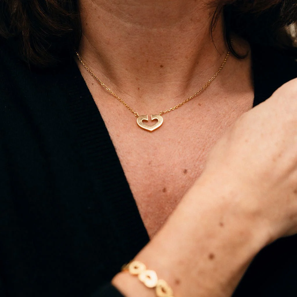 Necklace Pendant CARTIER "Coeurs et Symboles" in Yellow gold - Image 2