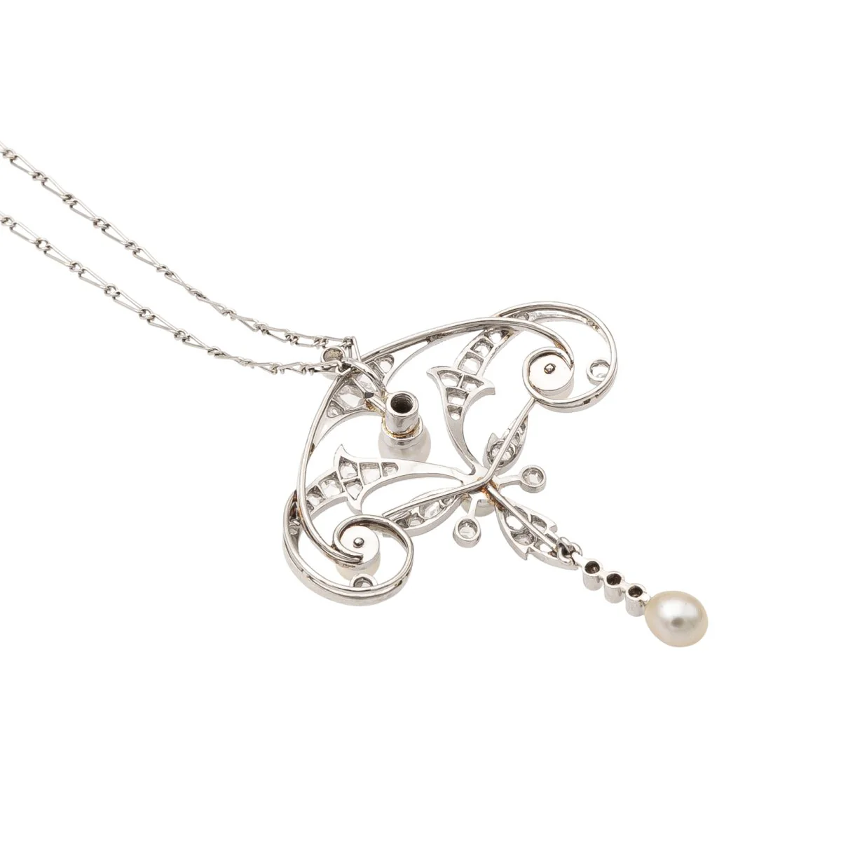 Horse Mesh Pendant Necklace in platinum, pearls and diamonds - Image 5