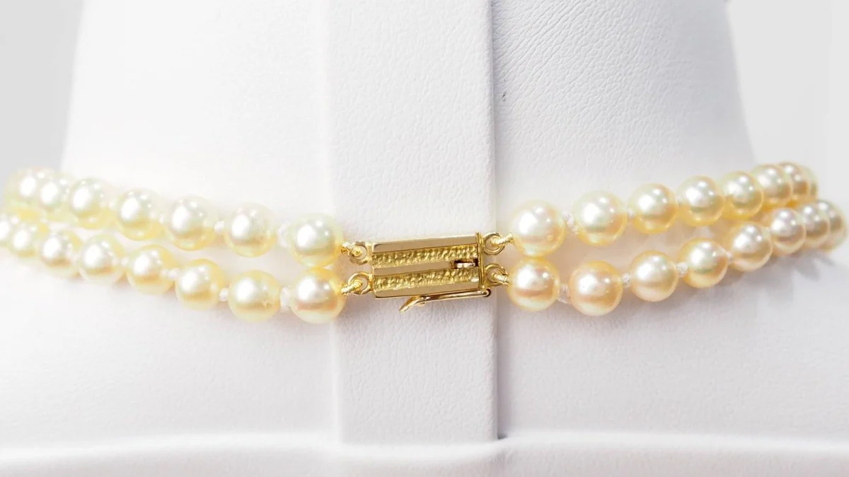 Constance II piece necklace, cultured pearl and diamonds in yellow gold - Image 6