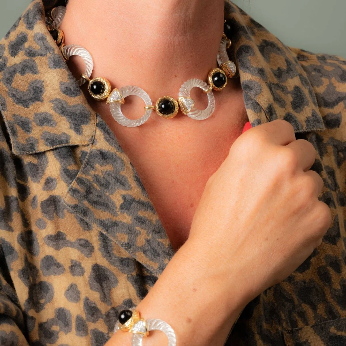 BOUCHERON convertible necklace in yellow gold, onyx, rock crystal and diamonds - Image 2