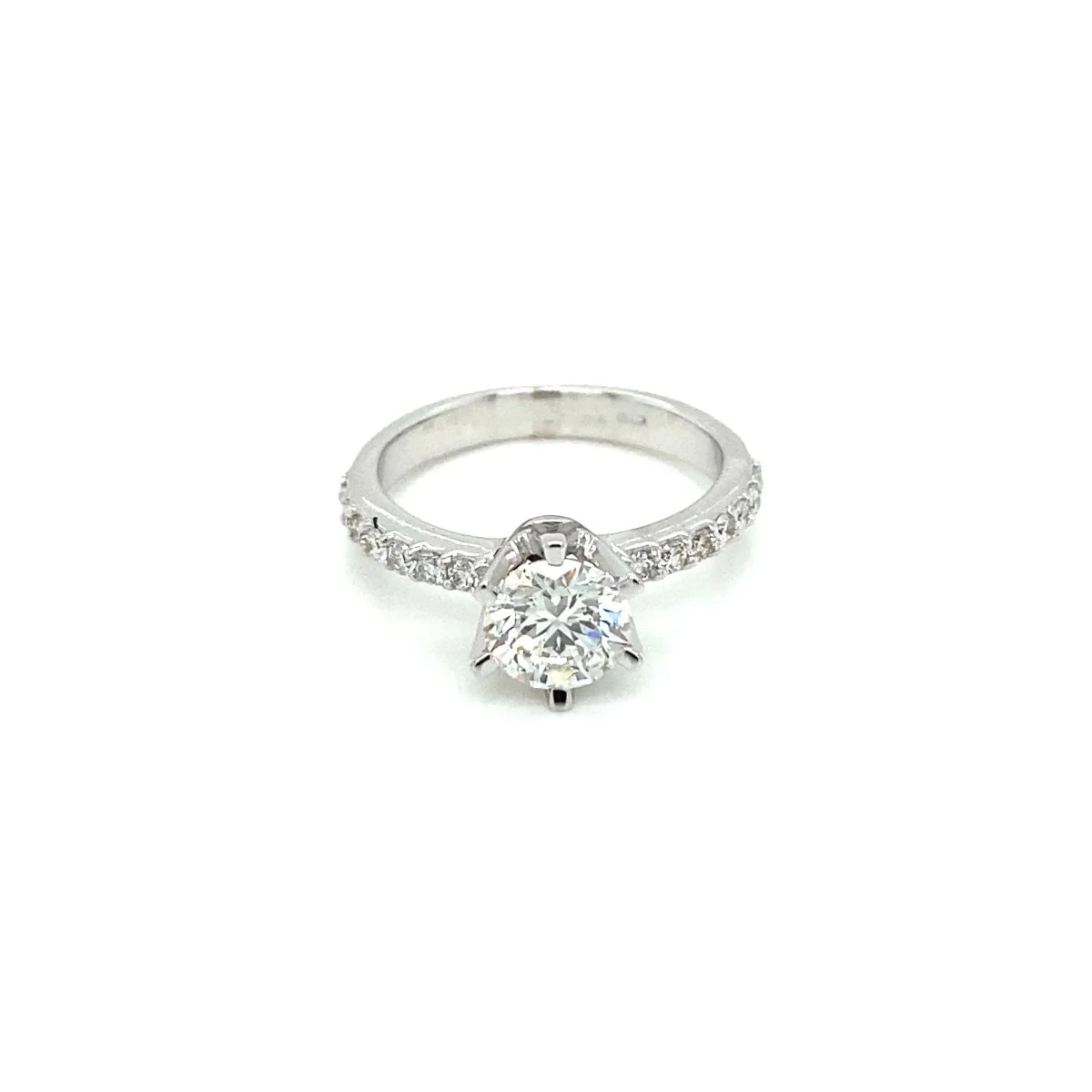 HRD Antwerp Certified 1 Carat Diamond Gold Engagement Ring