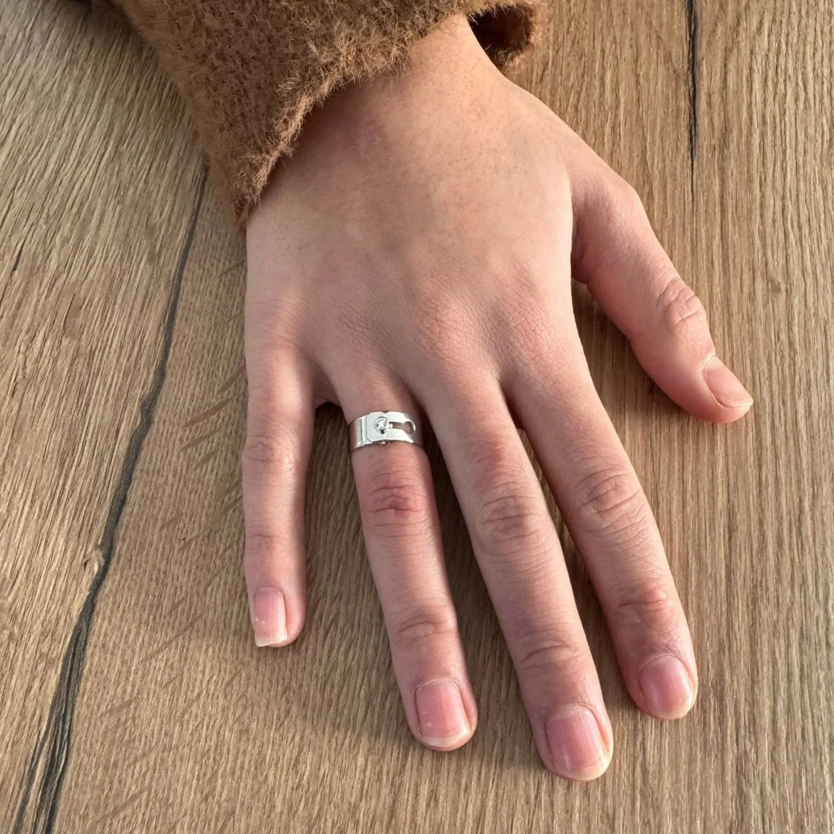 DINH VAN "Lock" Band Ring in white gold and diamond - Image 2
