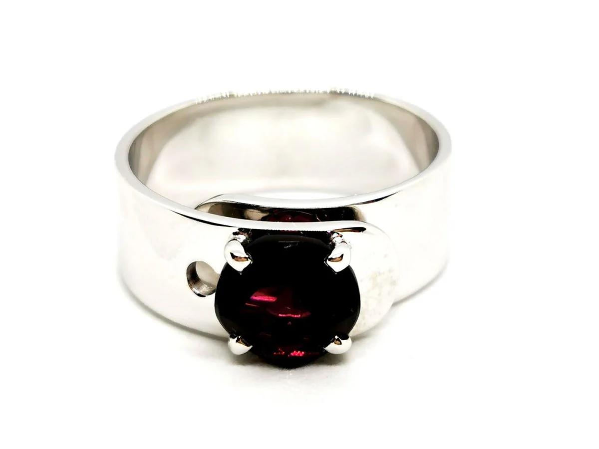 Dinh Van Sistine Ring White gold Garnet - Image 4