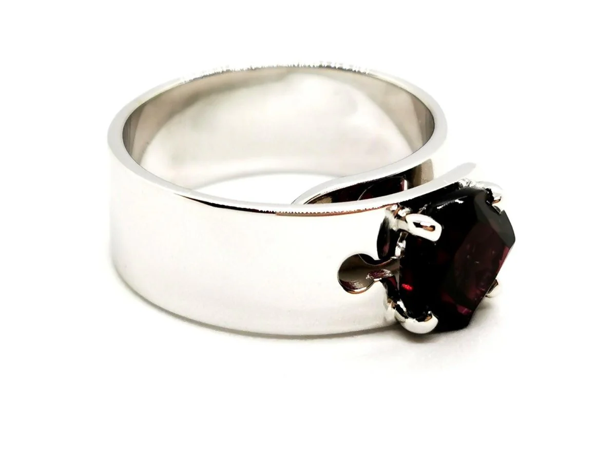 Dinh Van Sistine Ring White gold Garnet - Image 5