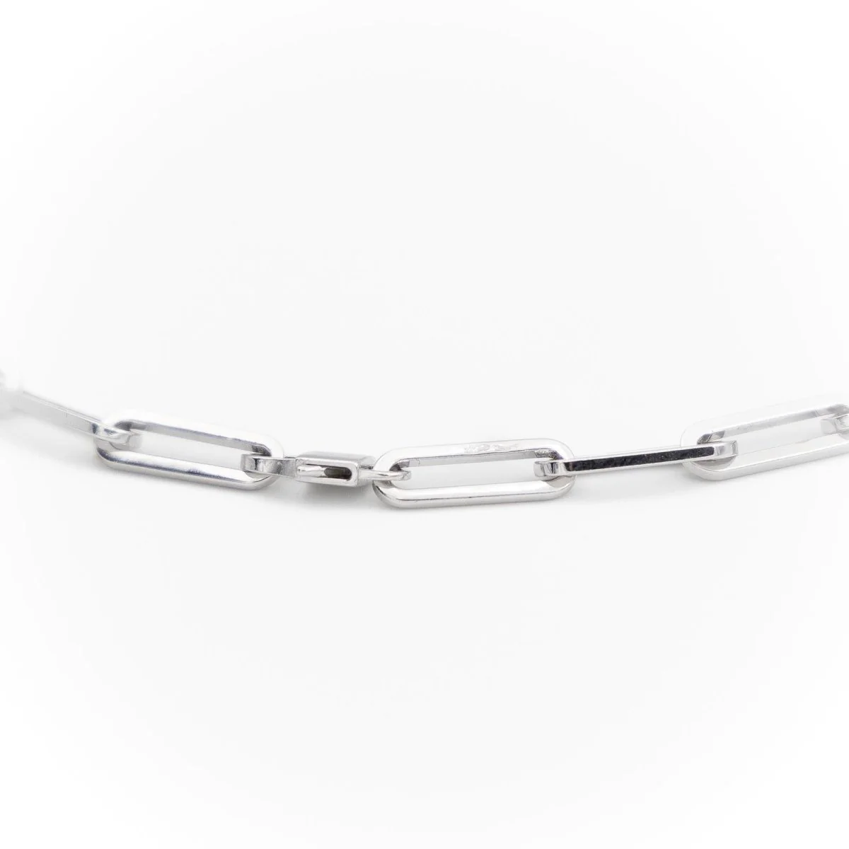 DINH VAN “Menottes” necklace in white gold and diamonds - Image 3