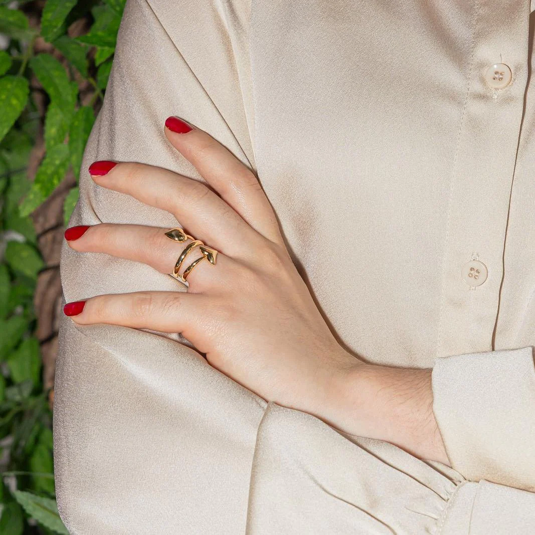 DIOR "Diablotine" ring in yellow gold - Image 2
