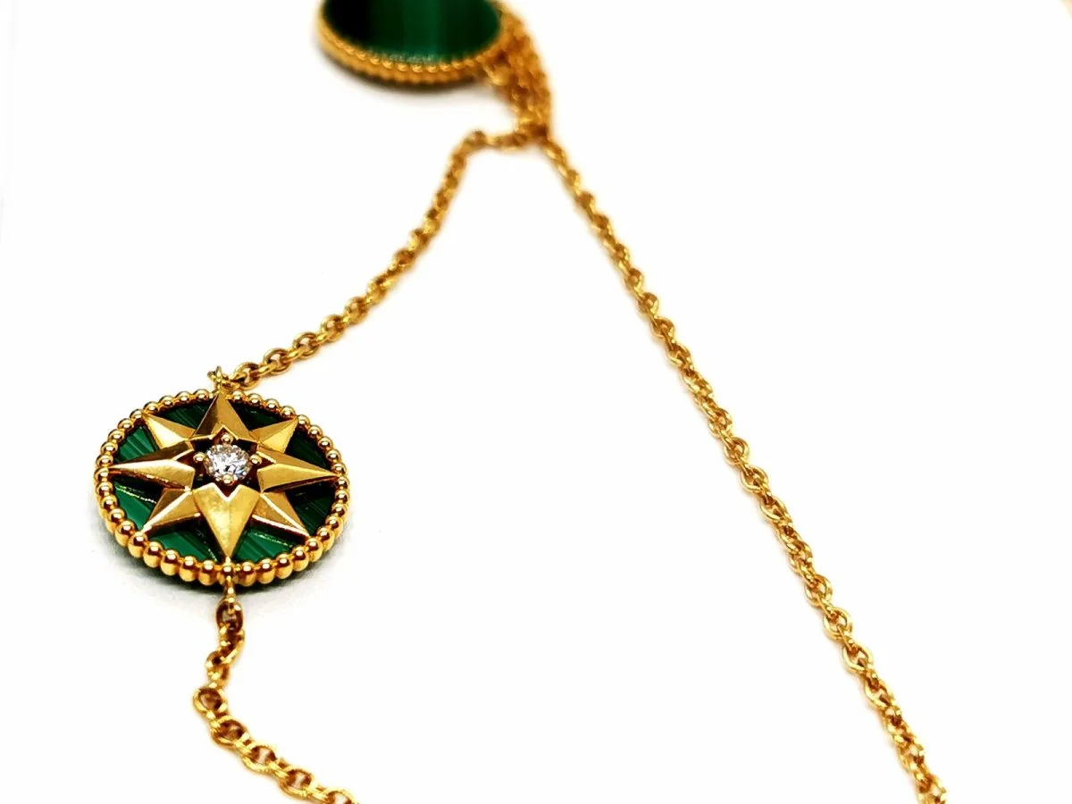 DIOR “Rose des vents” long necklace in yellow gold and diamonds - Image 3