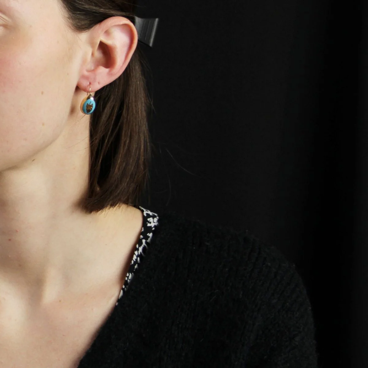 Earrings Sleepers in yellow gold and turquoise - Image 2