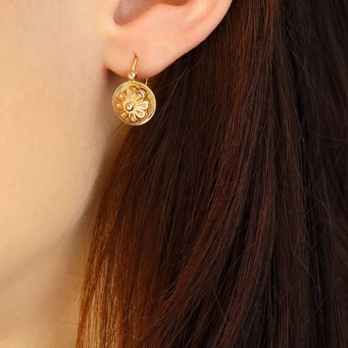 Lever-back earrings in Rose gold - Image 2
