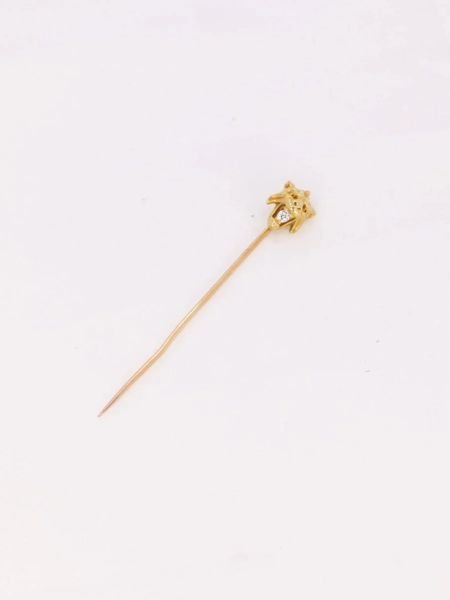 Yellow gold feline head tie pin with old cut diamond - Image 4