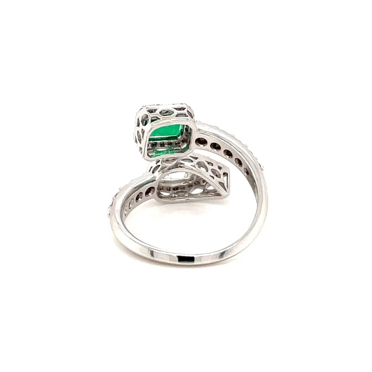 Summer Certified Colombian Emerald Diamond Bypass Gold Ring - Image 6