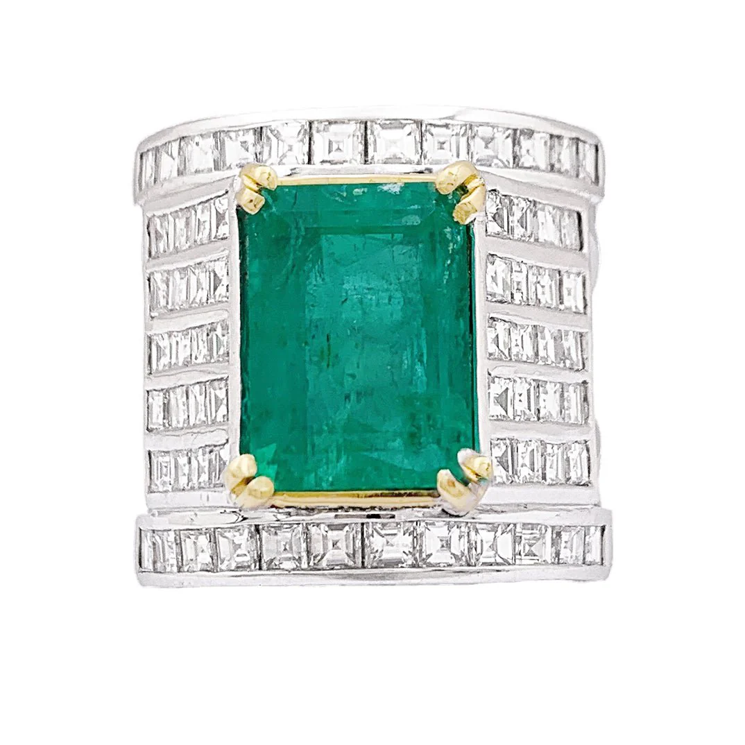 REPOSSI ring in two golds, emerald and diamonds