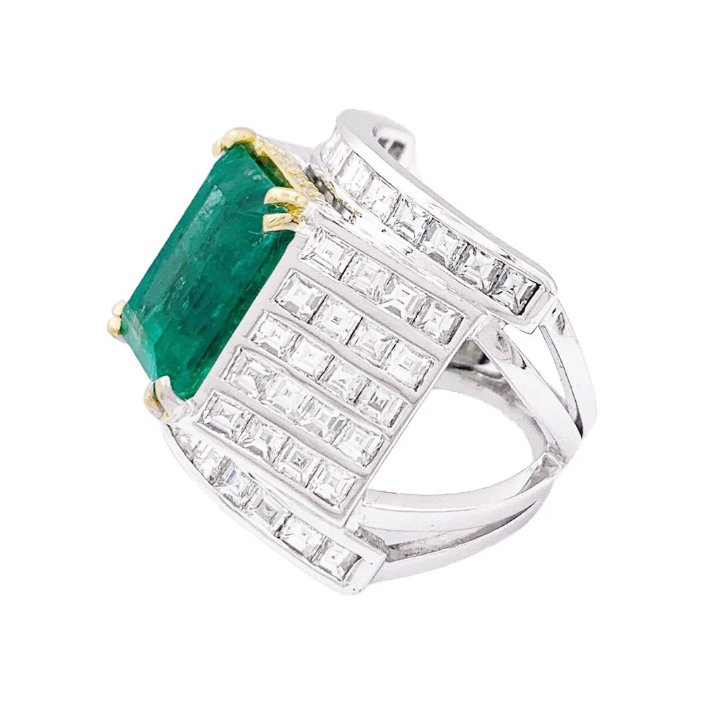 REPOSSI ring in two golds, emerald and diamonds - Image 3