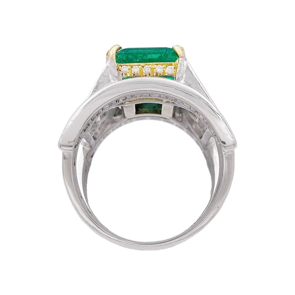 REPOSSI ring in two golds, emerald and diamonds - Image 5
