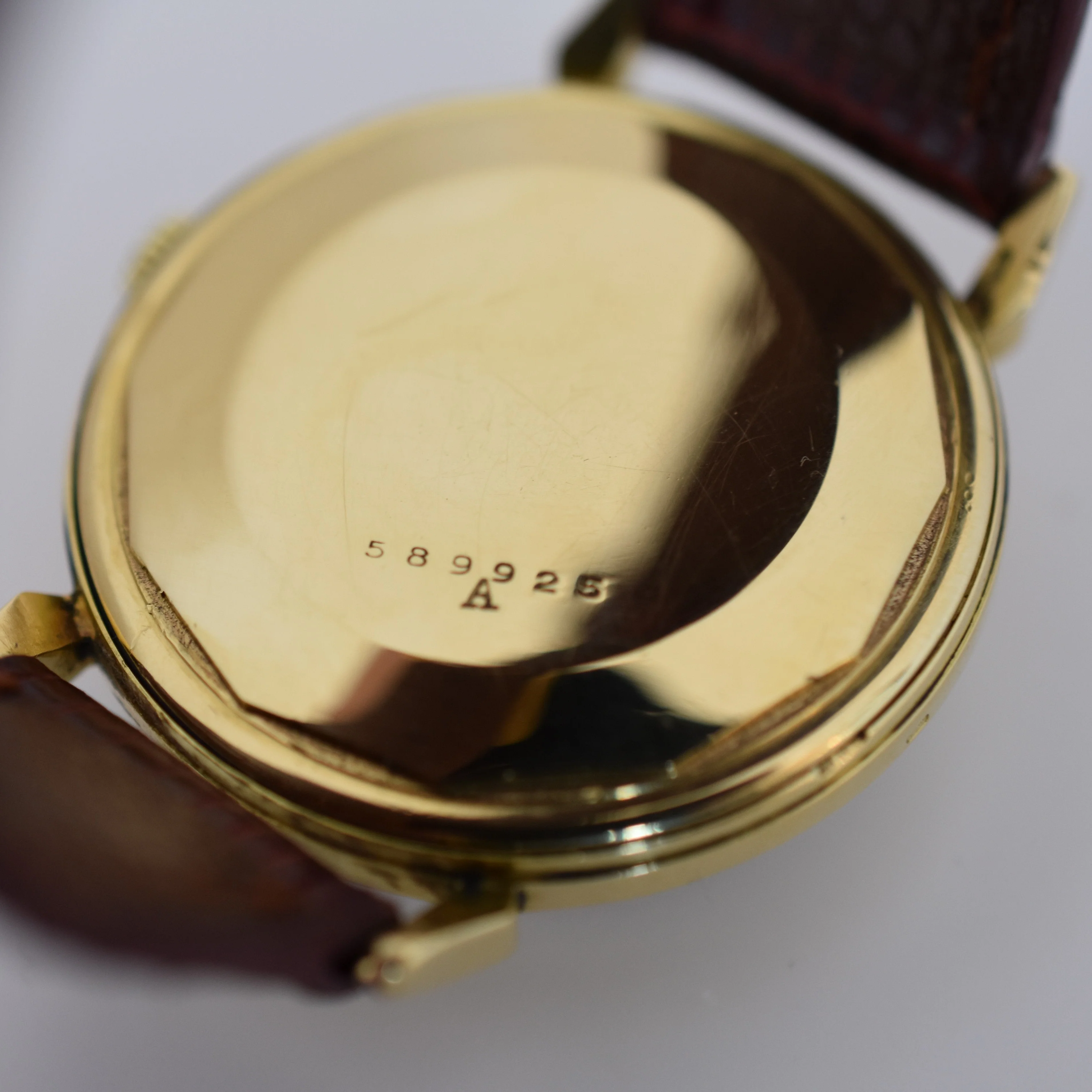 Jaeger-LeCoultre Power Reserve "40 heures", calibre 481 Bumper, yellow gold 18 carats, 1953 - Image 3