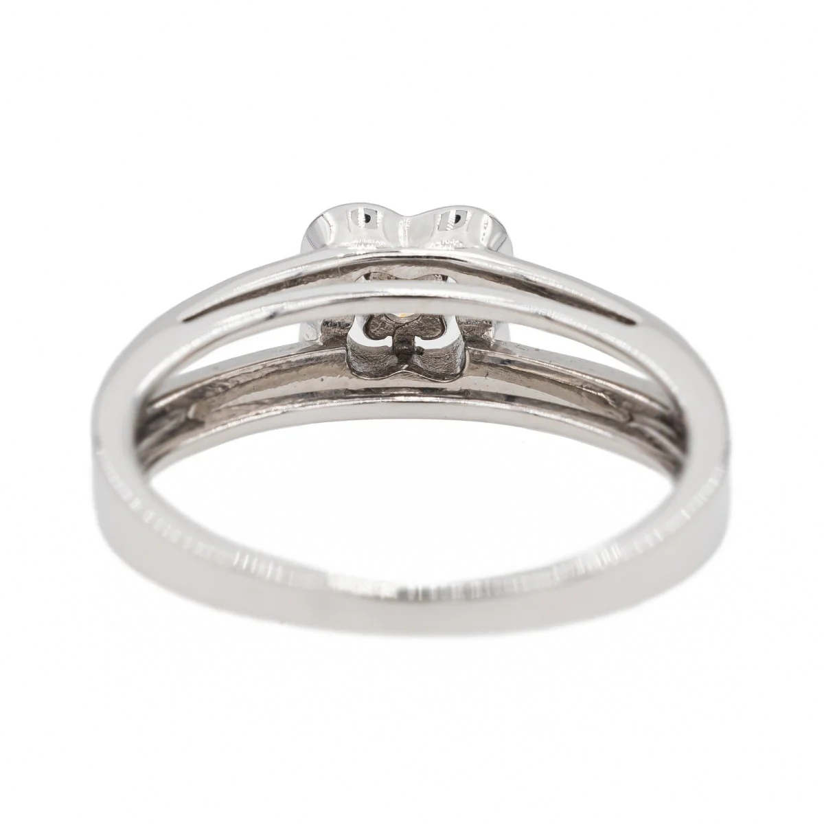MAUBOUSSIN “Chance of Love” Solitaire Ring in White Gold and Diamond - Image 7