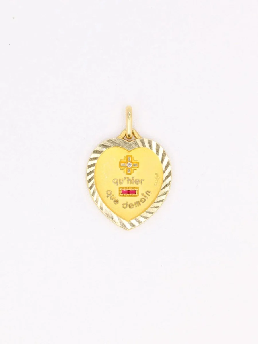 AUGIS love medal striated heart more than yesterday less than tomorrow yellow gold diamond ruby