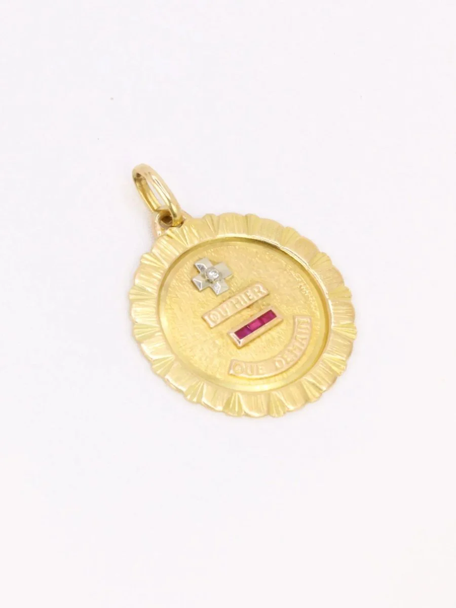 Augis Jumbo Love Medal More than yesterday less than tomorrow yellow gold diamond ruby - Image 5