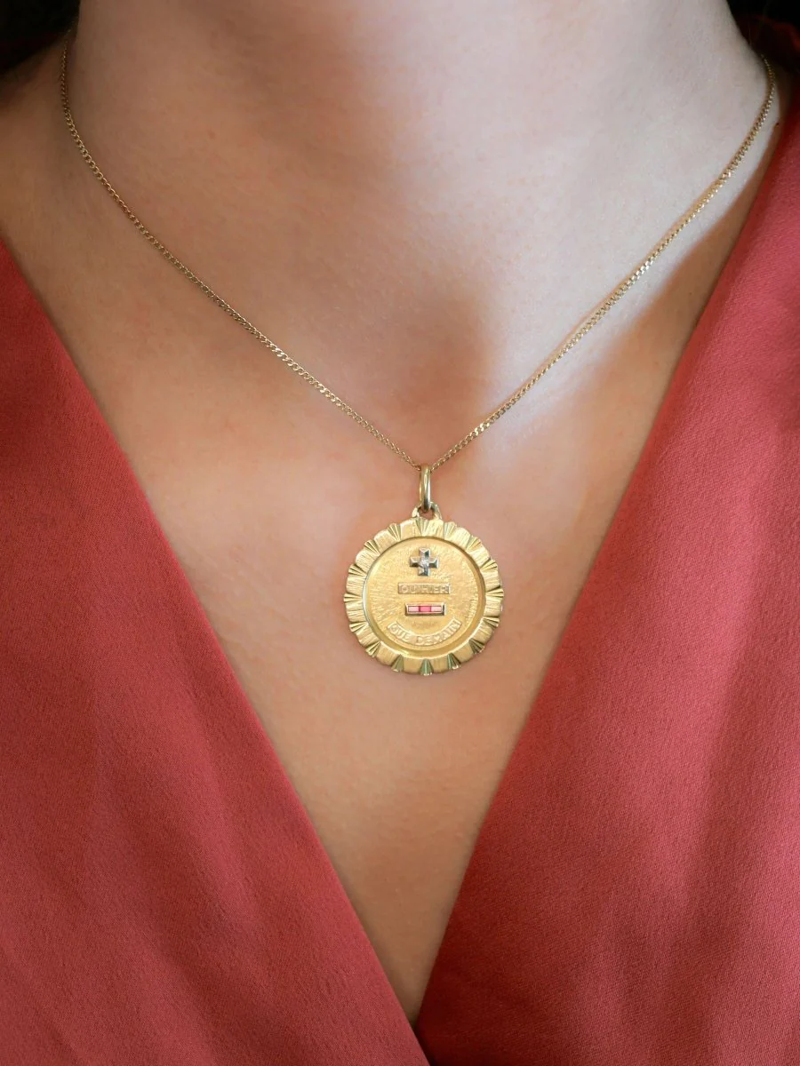 Augis Jumbo Love Medal More than yesterday less than tomorrow yellow gold diamond ruby - Image 7
