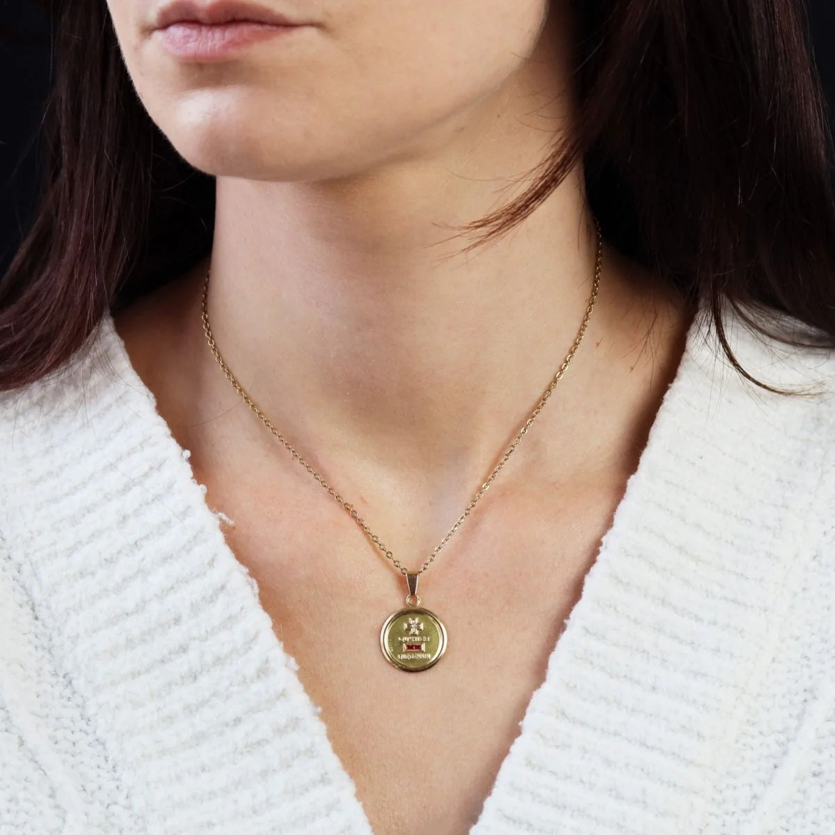 AUGIS pendant in yellow gold, ruby ​​and diamond - Image 2
