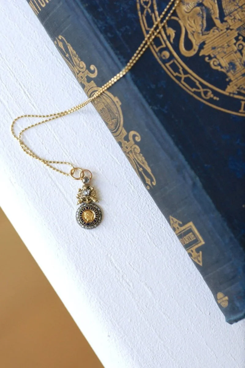 Military medal Ordinance in gold and diamonds - Image 4