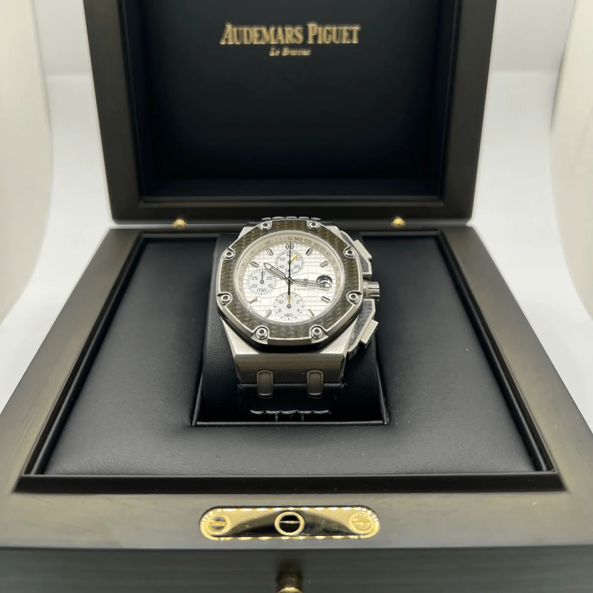 AUDEMARS PIGUET "Royal Oak Offshore "Juan Pablo Montoya" Watch in titanium, carbon, silver, steel and leather - Image 7