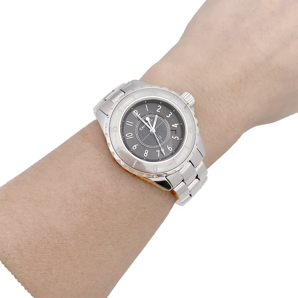 CHANEL Quartz Watch "J12 Chromatic" in titanium ceramic steel - Image 2