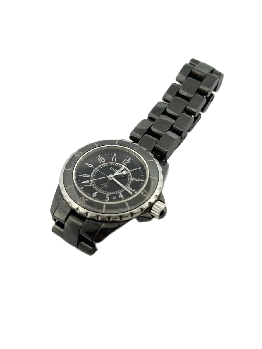 CHANEL J12 watch in black ceramic - Image 4