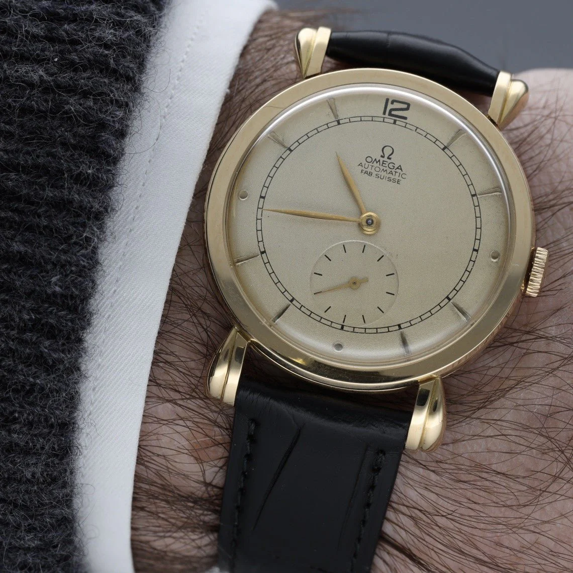 Watch OMEGA in yellow gold and leather - Image 2