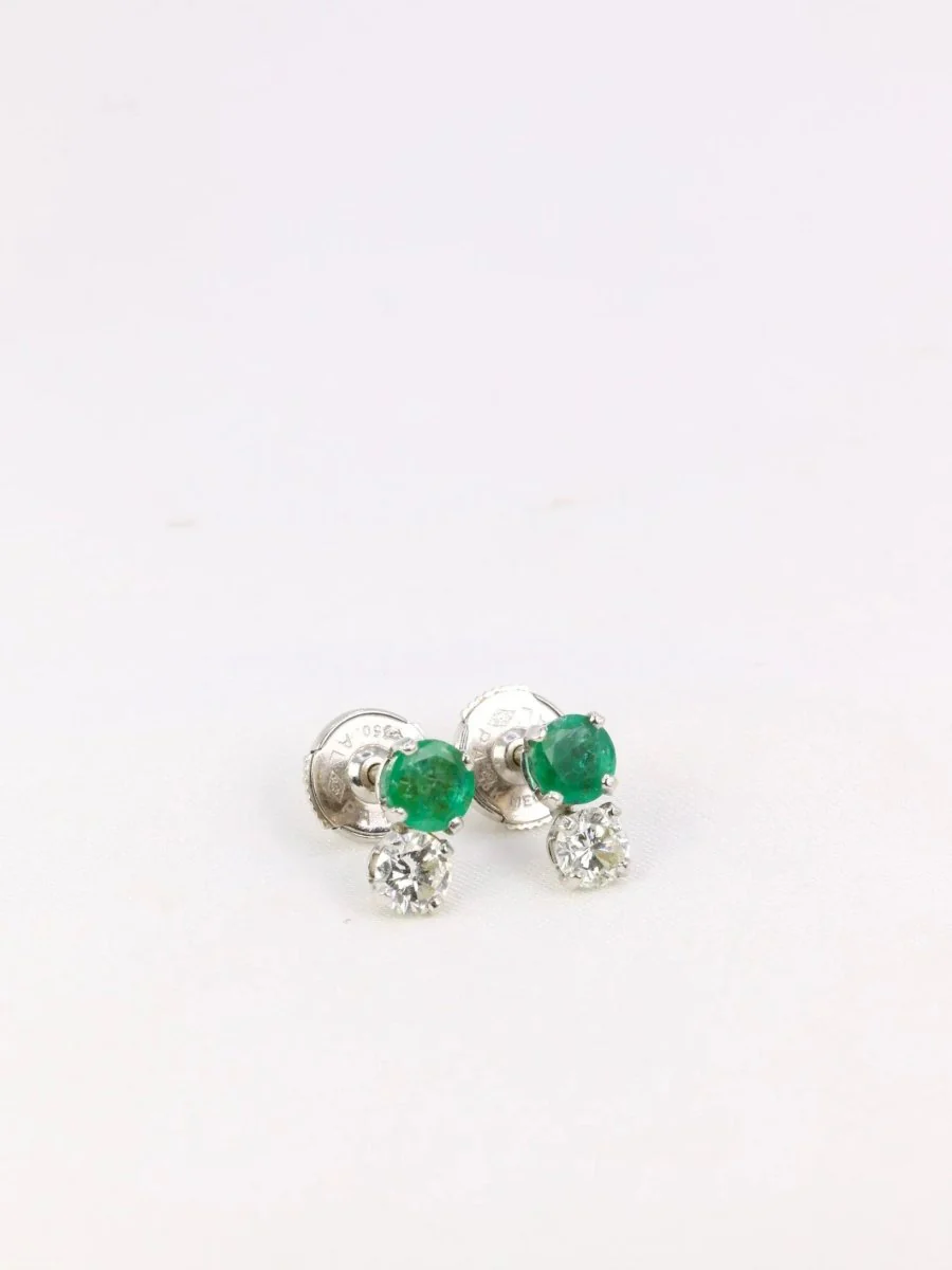 Pair of vintage earrings in white gold, diamonds and emeralds