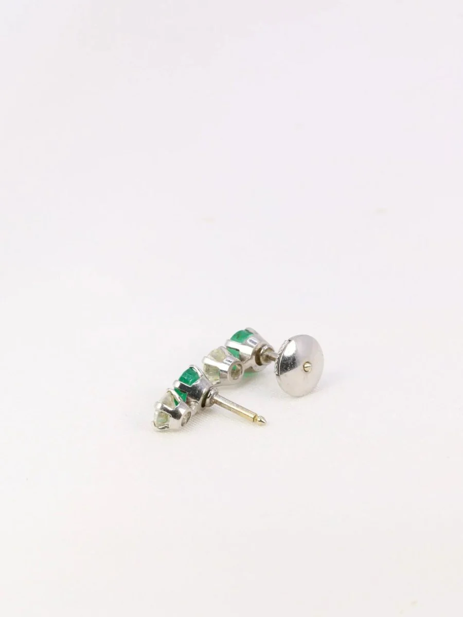 Pair of vintage earrings in white gold, diamonds and emeralds - Image 5