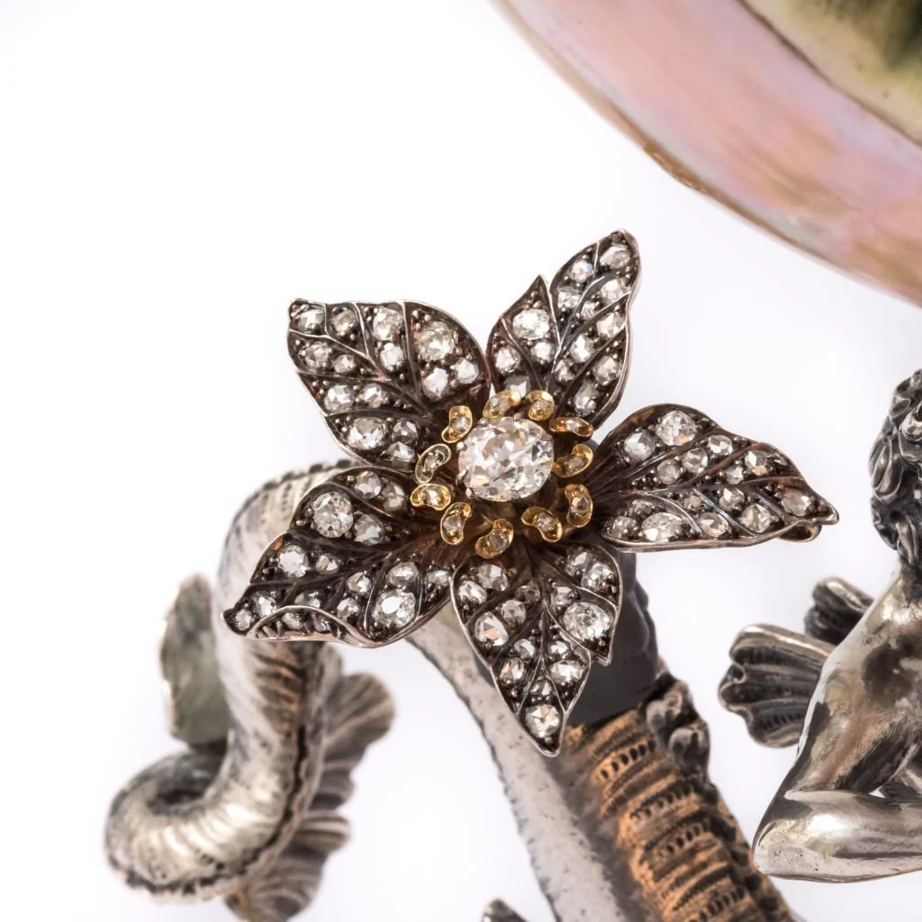 Antique flower pendant in yellow gold and silver with diamonds - Image 4