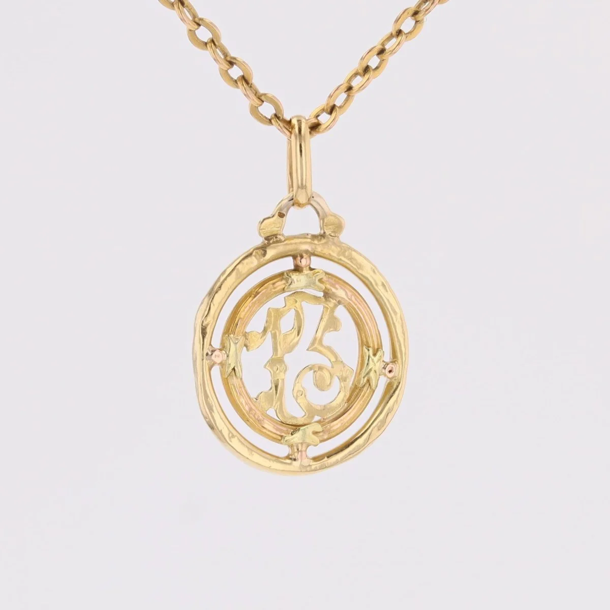 Antique Pendant in Yellow gold and green gold - Image 5